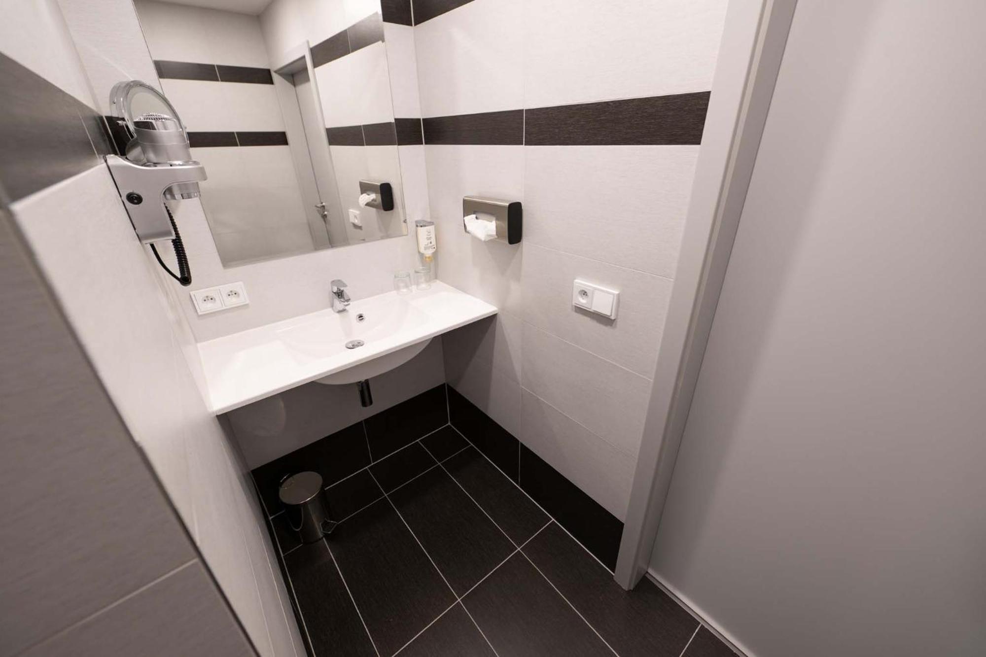 Hotel Villa Eden Jihlava Eksteriør billede